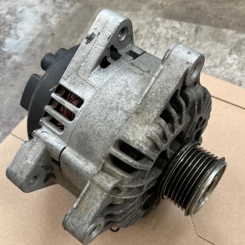 Alternateur compatible pour PEUGEOT 9467560380