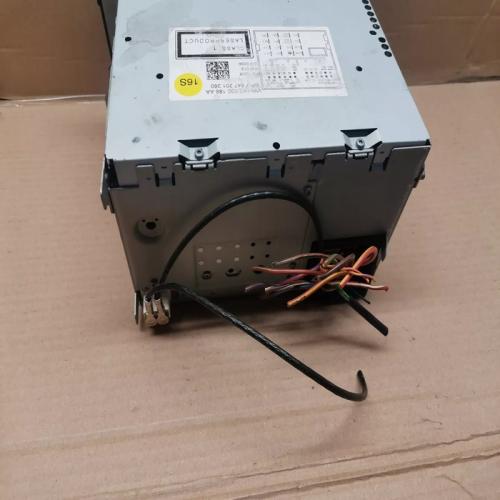 Autoradio RCD 310  Volkswagen Golf VI 6 Tiguan Touran REF 1K0035186AA