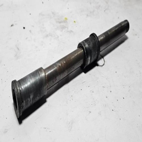 AXE ROUE AVANT KAWASAKI GTR 1000 ZG1000 1986-1993