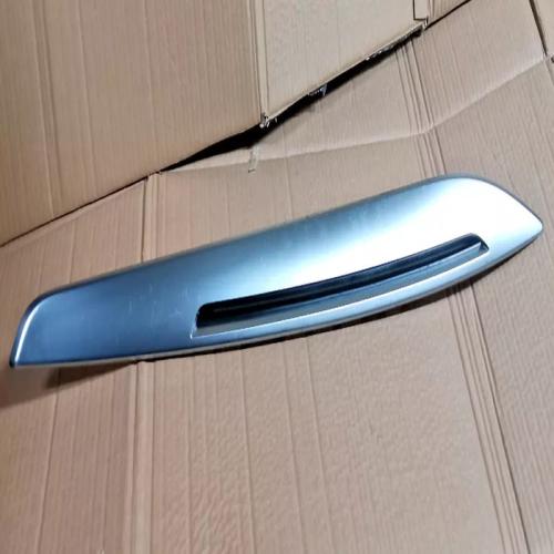 baguette chrome gauche console centrale Renault Megane IV 4 ref 969317854R