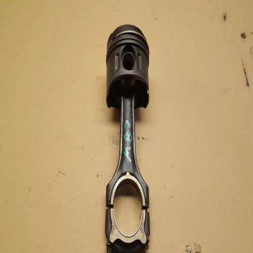 bielle piston  mercedes W210 OM613 n°2