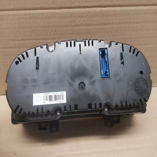 Bloc Compteurs Vitesse  VW Golf Plus REF 5M0920860C