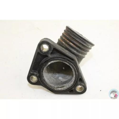 BMW 316I n°42 Bride de liquide de refroidissement