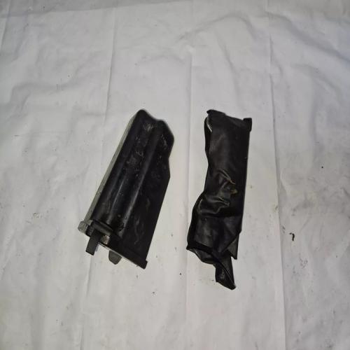 BOITE A OUTILS + TROUSSE SUZUKI GN 125 GN125 1997 NF41A