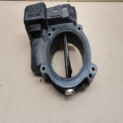 boitier Papillon Mercedes W204 W212 W906 OM651  ref A6510900470