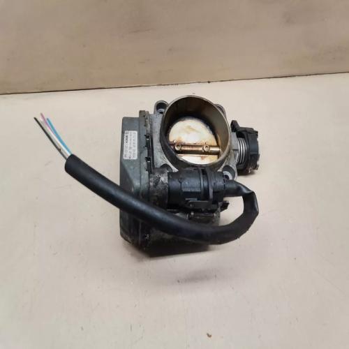 boitier papillon moteur M112 3.2 V6 mercedes W210 REF 1121410025 0205003046