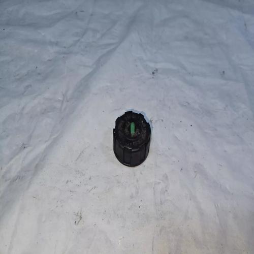 BOUCHON VASE D'EXPANSION PIAGGIO XEVO X-EVO 125 2010 (07-17)