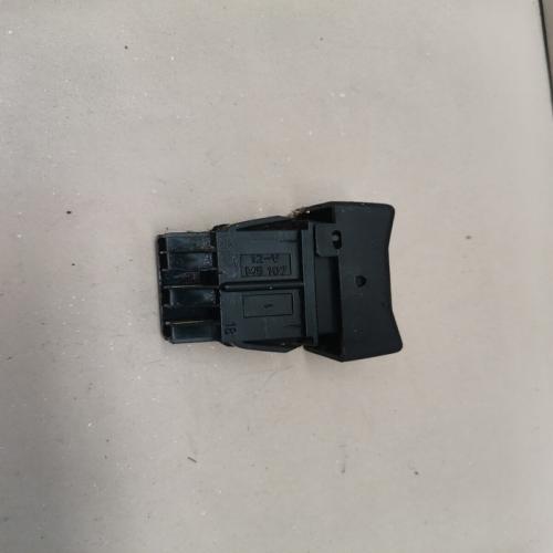 BOUTON ANTIBROUILLARD RENAULT 19 R19 R21