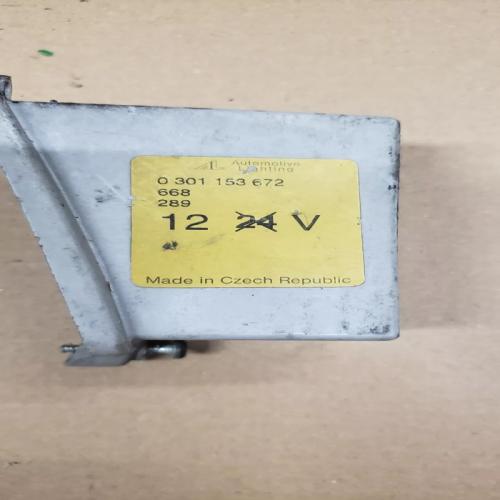 CACHE BALLAST MERCEDES W220 REF 1300591317