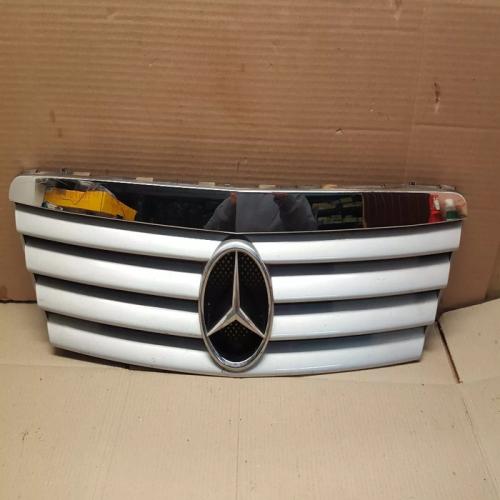 Calandre MERCEDES CLASSE A 168 REF 1688801283