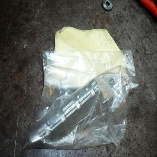 cale pied origine arriere gauche  peugeot  xp6 50 XPS 125 CT 754385