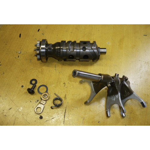barillet axe et fourchette boite vitesse honda cb 500 94 02 cbf 500 04 07