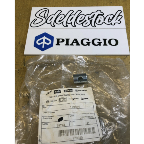 1 pivot pin câble frein Aprilia Derbi Gilera Piaggio Vespa 179640 266033