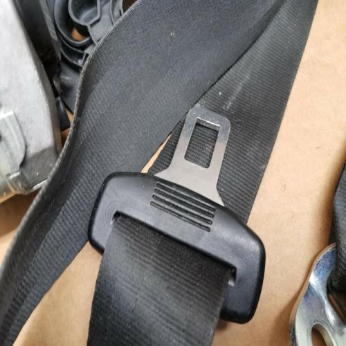 Ceinture sécurité avant droite passager VW Golf V 5 ref 1k4857706aa