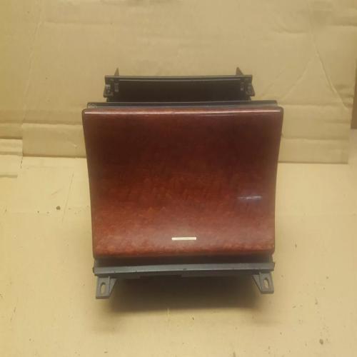 CENDRIER BOIS MERCEDES A IDENTIFIER