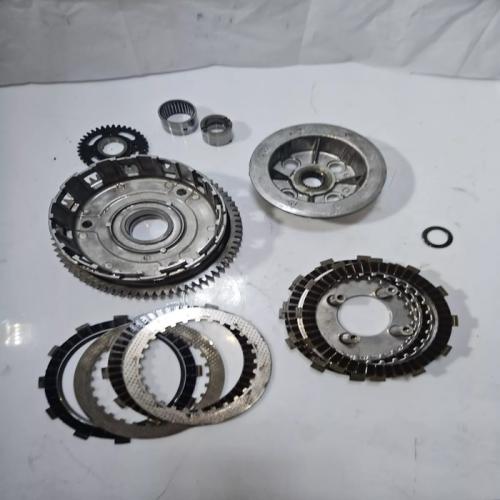 CLOCHE EMBRAYAGE HONDA CB 750 F2 RC42 2002 (92-03) SEVEN FIFTY