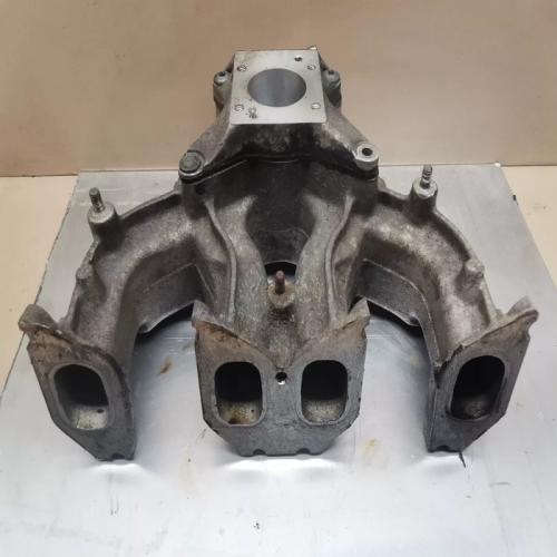 collecteur admission renault clio 1 essence 1.8  volvo 440 mot F3P710