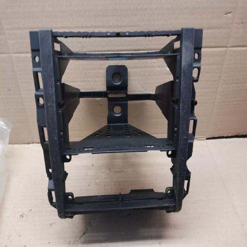 CONSOLE SUPPORT CENTRAL RADIO VOLKSWAGEN GOLF IV REF 1J2858069