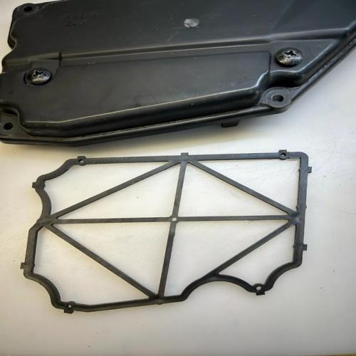 couvercle boite air + guide yamaha 2JX-14422-00 2JX-14458-00 tw 125 200