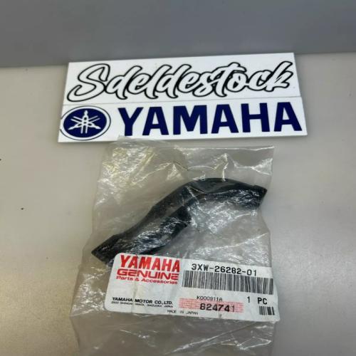 couvercle inferieur gaz yamaha 3xw-26282-01 2C0-26282-00 BS2-26282-00 fj fz xsr