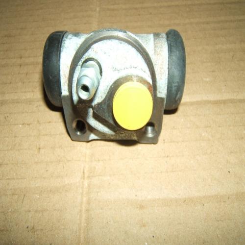 cylindre de Roue AR droit RENAULT 19 R19