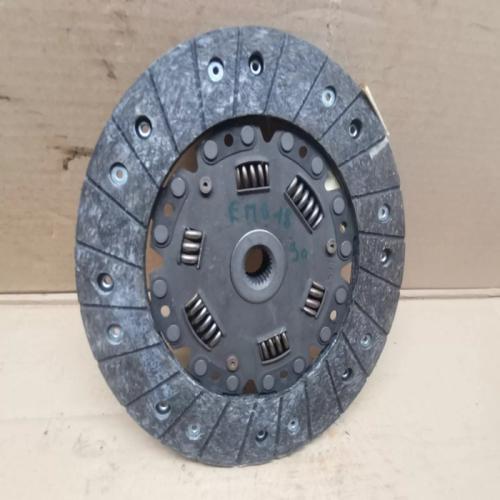 DISQUE D'EMBRAYAGE VOLKSWAGEN TRANSPORTEUR T2 T3 1.9 2.0 2.1 ESSENCE