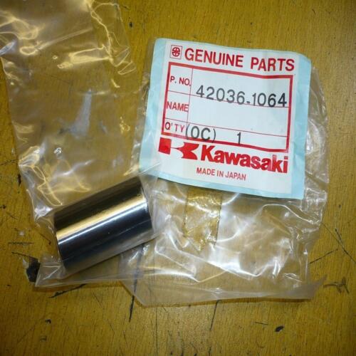 entretoise bras oscillant kawasaki 42036-1064 br bx 125 250 kdx 200 250 kef kx