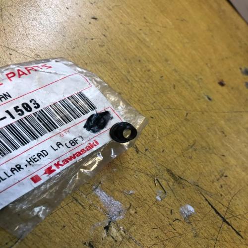 entretoise fixation phare kawasaki 92027-1503 zx 400 er 500 vn 1500 800 z gt 550