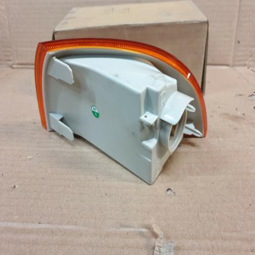 feu clignotant droit passager FIAT PUNTO 1 93 A 99