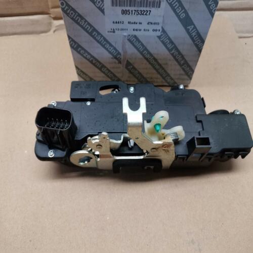 FIAT STILO GACHE SERRURE DE PORTE AVANT DROIT PASSAGER