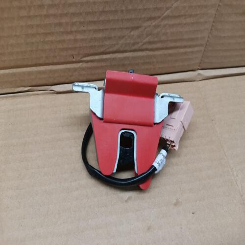 GACHE CROCHET FERMETURE ELECTRIQUE COFFRE ARRIERE VOLKSWAGEN  FOX 5Z6827505