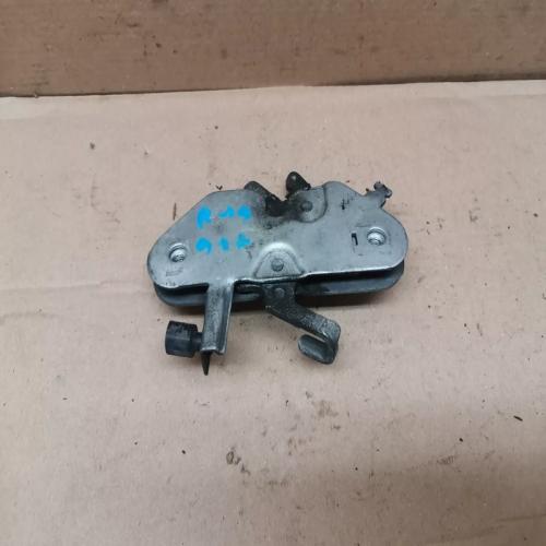 GACHE FERMETURE CAPOT AVANT DROIT RENAULT 19 R19