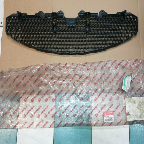 GRILLE DE PARE-CHOC AVANT PARTIE INFERIEURE POUR KIA CARENS 06-12 865911d000