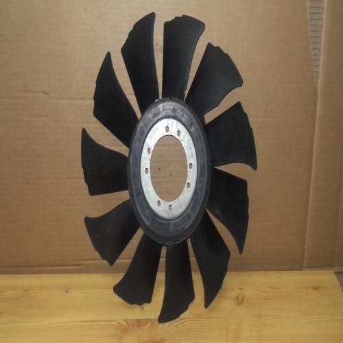 HELICE VENTILATEUR REFROIDISSEMENT  IVECO DAILY 35C12 REF 504024647EA50