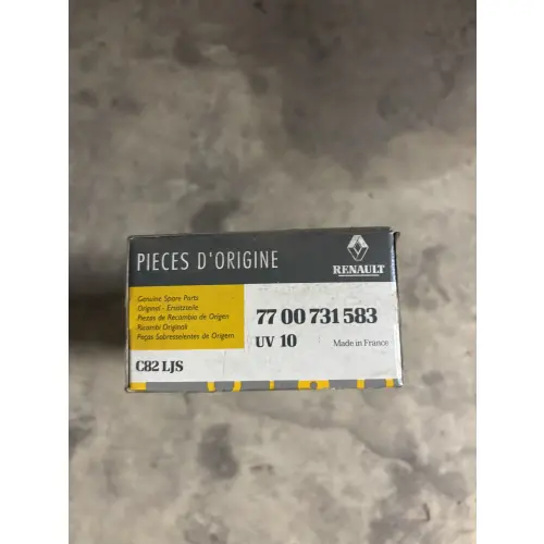 Lot 10 Bougies RENAULT - PEUGEOT CITROEN FORD ... - 7700731583