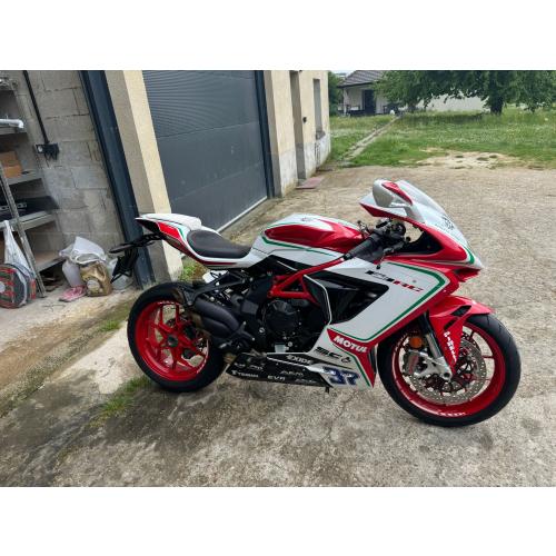 Moto MV Agusta F3 800 RC Modèle 2017 190km