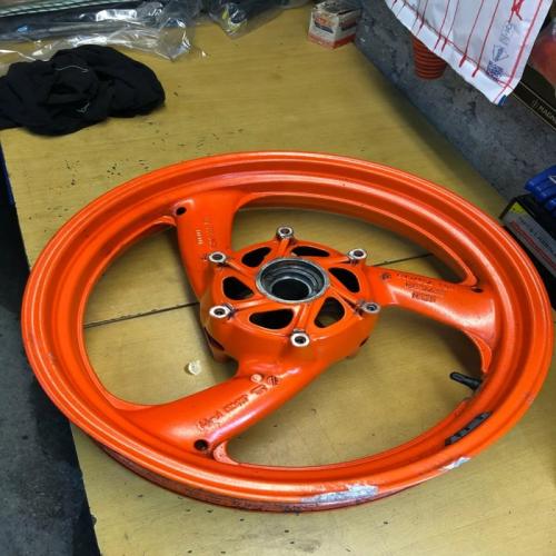 jante avant nu yamaha yzf 600 r thundercat  17x3,5 f-77 
