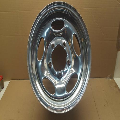 jante chrome daihatsu feroza Fourtrak en acier chromé  5x139  ref 4261087635000