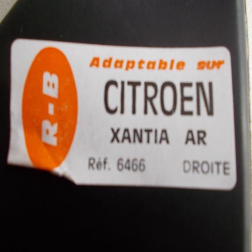 Jeu de bavettes pare boue arrière avec catadioptres R-B CITROEN XIANTIA