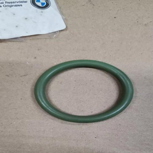 joint thorique refroidissement  BMW E30 E34 E36 316i 518 i 318i ref  11141714554
