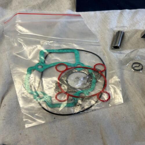 kit Haut Moteur rms 100080020 piaggio gilera  50 runner nrg mc2 zip sp 487793