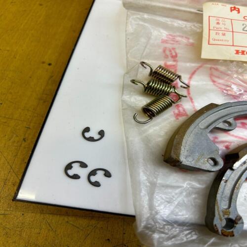 kit mâchoires embrayage honda 22510-148-305 22510-148-405 pa 50 hobbit camino