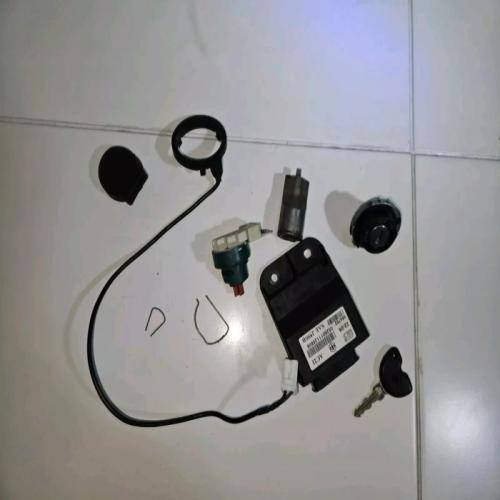 KIT SERRURES CLE CDI NEIMAN - PIAGGIO X9 EVOLUTION 125 (2003 - 2007)