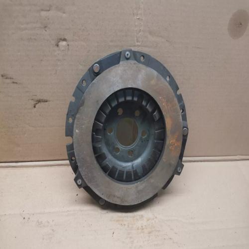 MECANISME D'EMBRAYAGE VW GOLF I   JETTA MK1  REF 067141025EX