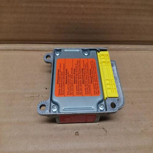 MODULE CONTROLE AIR BAG NEW BEETLE GOLF 4 REF 1C0909605A/026