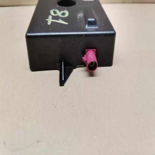 module électronique Amplificateur d'antenne BMW 932573502 21889810 50110218PT *