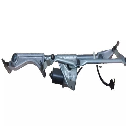 Moteur essuie-glace avant MERCEDES CLASSE C  W203 REF 2038200342