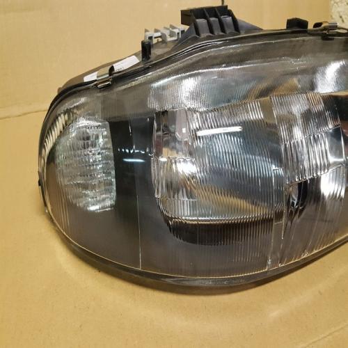 Optique PHARE Feu droit passager fiat bravo brava 085771 0318019014
