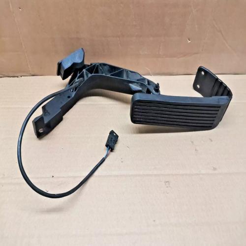 PEDALE ACCELERATEUR MERCEDES SL R129 W140 REF 1293000004
