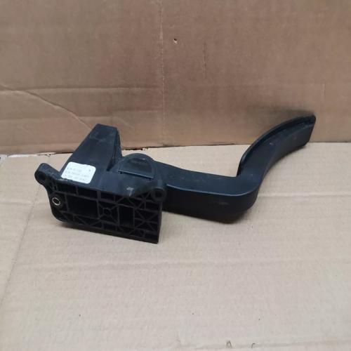 PEDALE ACCELERATEUR POTENTIOMETRE SSANGYONG REXTON REF 20550-21001